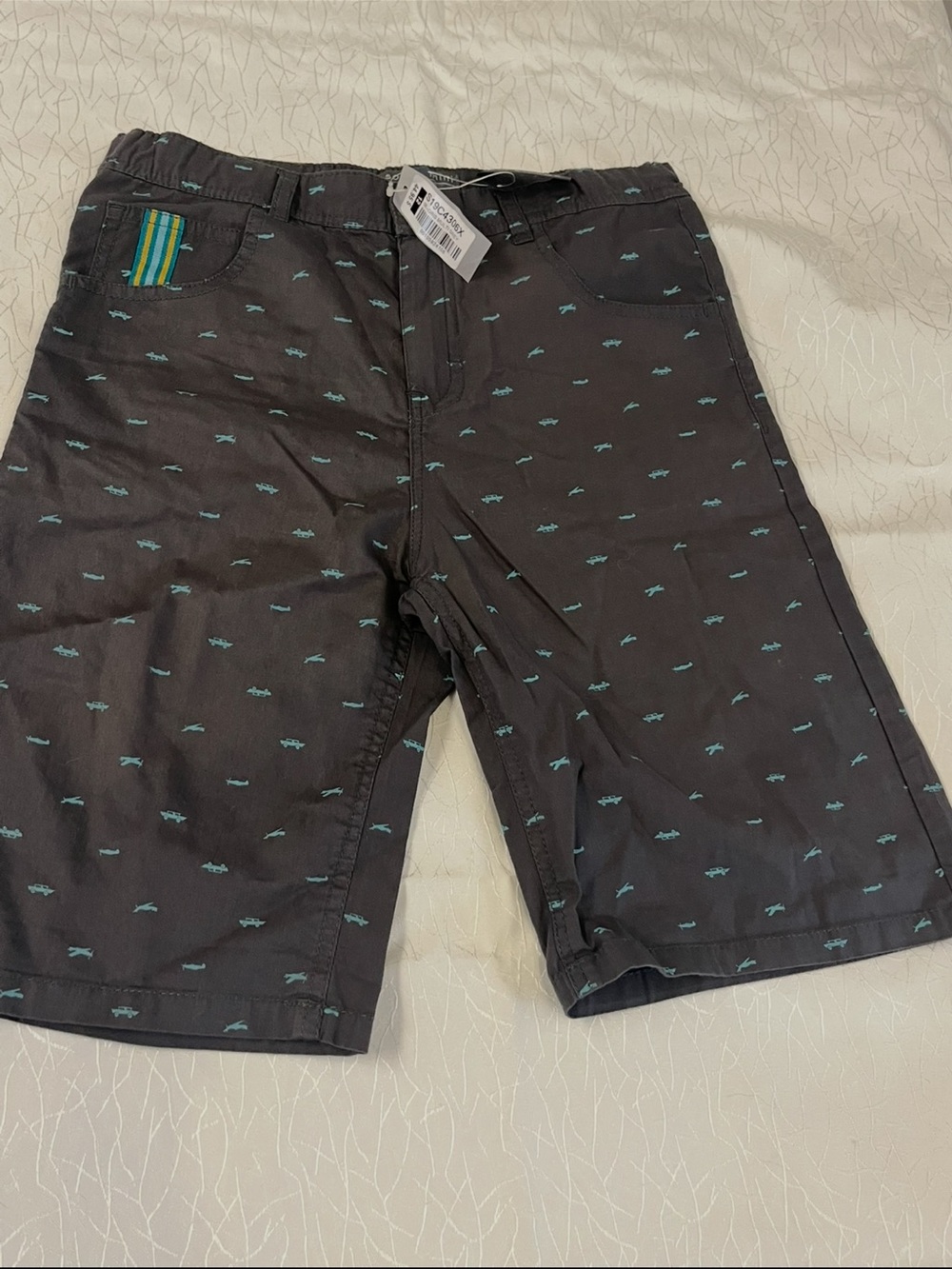 Souris Mini Sonoma Charcoal Shorts with Teal Vehicle Print